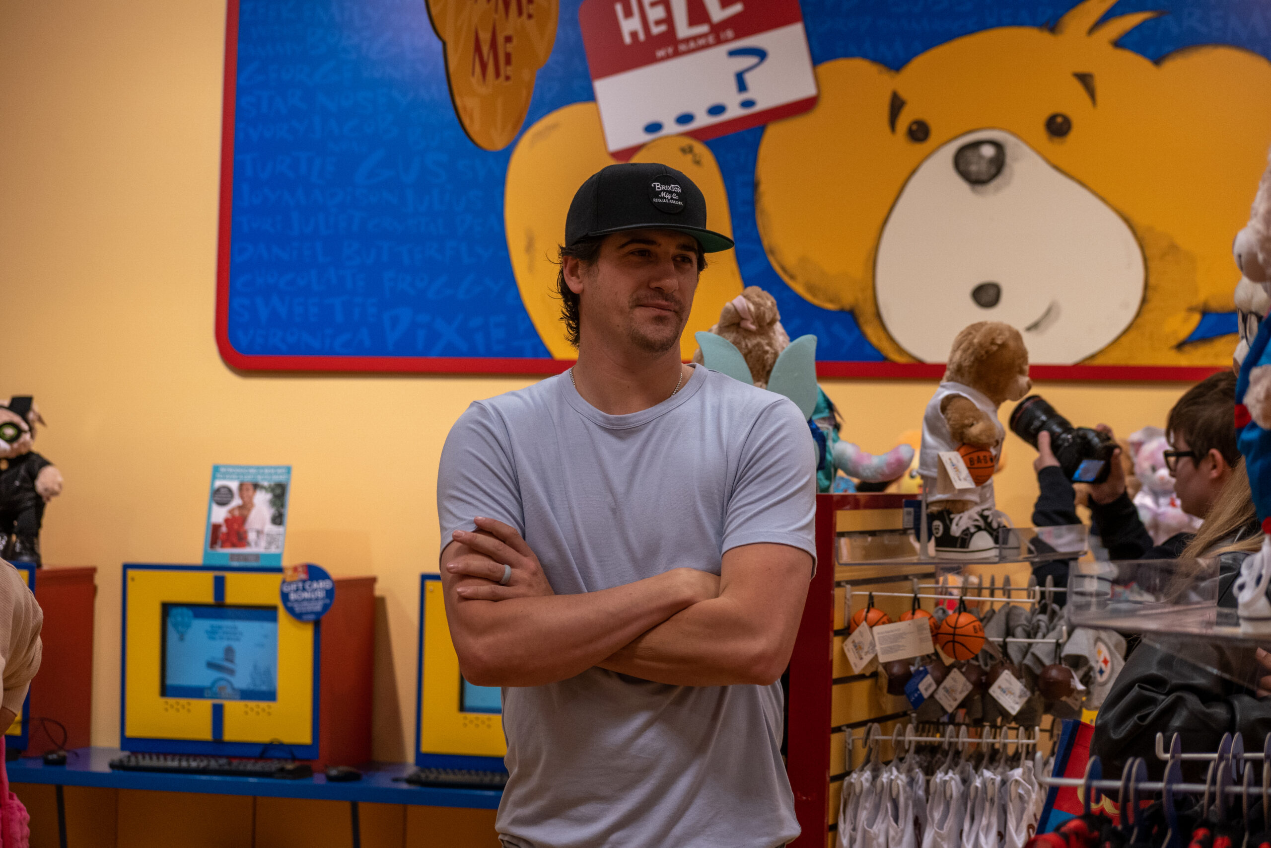 Guardians Pitcher Cal Quantrill And Wife, Eastin, Share Wonderful Day With  OhioGuidestone Kids At Build-a-Bear